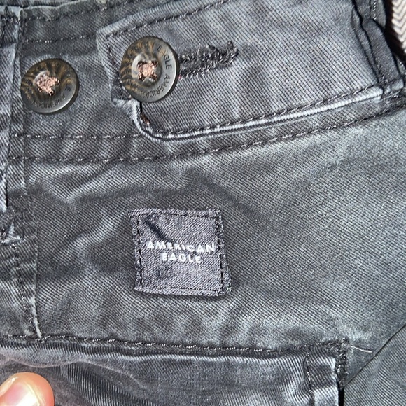 Men’s American eagle black cargo pants. 29 waist and 32 length. - Picture 5 of 5